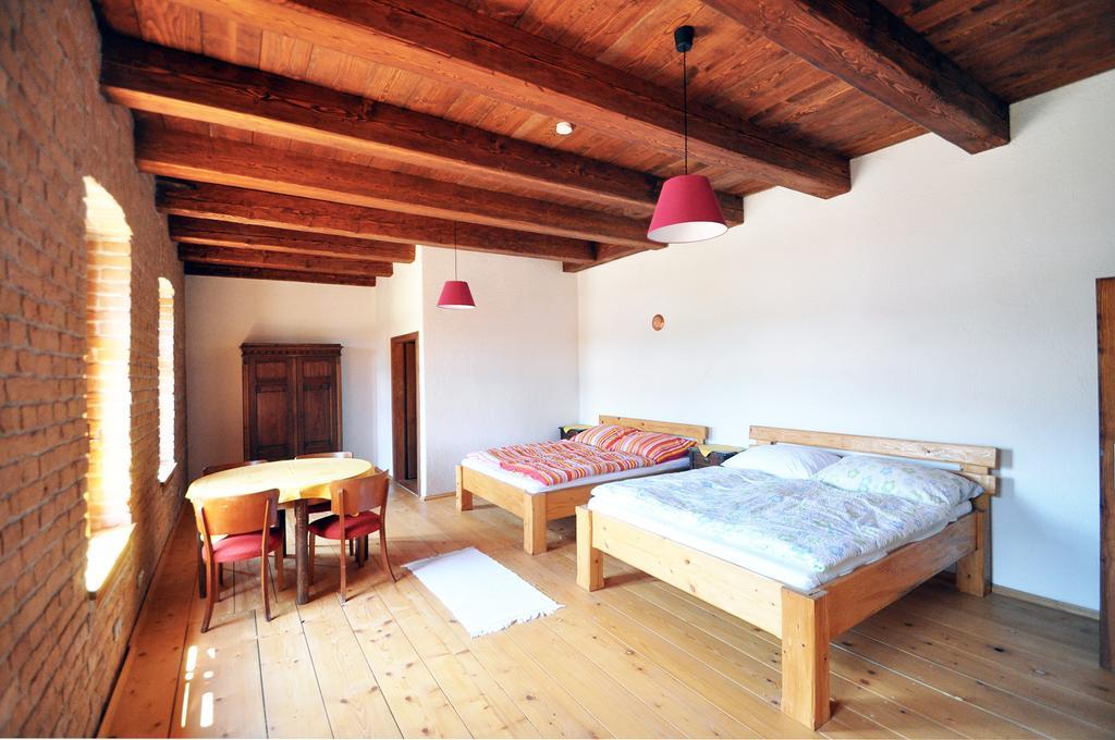 Rekreacni Areal Dvur Honetice Hotel Zewnętrze zdjęcie